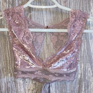 VS lace bralette
